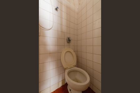 Casa para alugar com 265m², 4 quartos e 4 vagas Casa para alugar com 265m², 4 quartos e 4 vagasBanheiro de Serviço