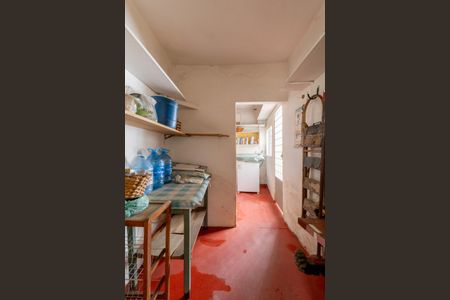 Casa para alugar com 265m², 4 quartos e 4 vagas Casa para alugar com 265m², 4 quartos e 4 vagasÁrea de Serviço 2