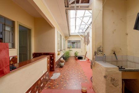 Casa para alugar com 265m², 4 quartos e 4 vagas Casa para alugar com 265m², 4 quartos e 4 vagasÁrea de Serviço 1