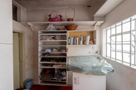 Casa para alugar com 265m², 4 quartos e 4 vagas Casa para alugar com 265m², 4 quartos e 4 vagasÁrea de Serviço 2