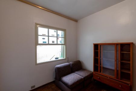 Casa para alugar com 265m², 4 quartos e 4 vagas Casa para alugar com 265m², 4 quartos e 4 vagasQuarto 2