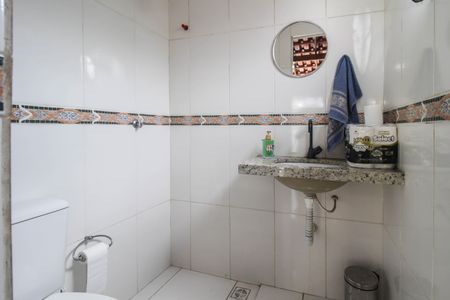 Casa para alugar com 95m², 2 quartos e sem vaga Casa para alugar com 95m², 2 quartos e sem vagaBanheiro do Salão de festas - Área comum