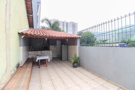 Casa para alugar com 95m², 2 quartos e sem vaga Casa para alugar com 95m², 2 quartos e sem vagaÁrea comum - Salão de festas