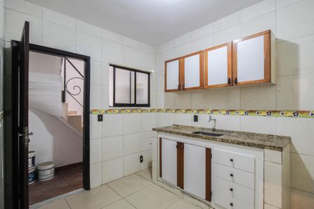 Casa para alugar com 95m², 2 quartos e sem vaga Casa para alugar com 95m², 2 quartos e sem vagaCozinha