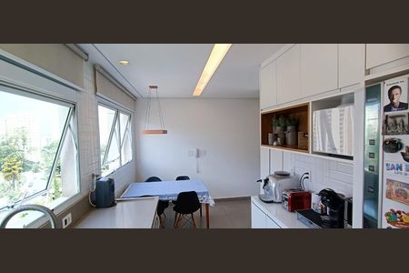 Apartamento à venda com 173m², 4 quartos e 3 vagas Apartamento à venda com 173m², 4 quartos e 3 vagasCozinha