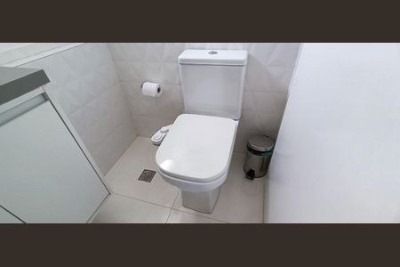 Apartamento à venda com 173m², 4 quartos e 3 vagas Apartamento à venda com 173m², 4 quartos e 3 vagasBanheiro da Suíte 1