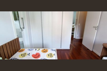 Apartamento à venda com 173m², 4 quartos e 3 vagas Apartamento à venda com 173m², 4 quartos e 3 vagasSuíte 1