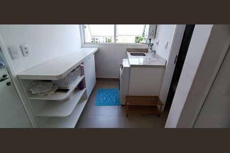 Apartamento à venda com 173m², 4 quartos e 3 vagas Apartamento à venda com 173m², 4 quartos e 3 vagasÁrea de Serviço