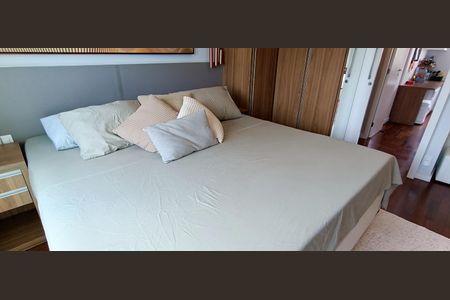 Apartamento à venda com 173m², 4 quartos e 3 vagas Apartamento à venda com 173m², 4 quartos e 3 vagasSuíte Master