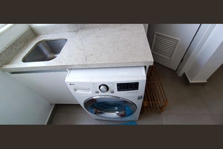 Apartamento à venda com 173m², 4 quartos e 3 vagas Apartamento à venda com 173m², 4 quartos e 3 vagasÁrea de Serviço