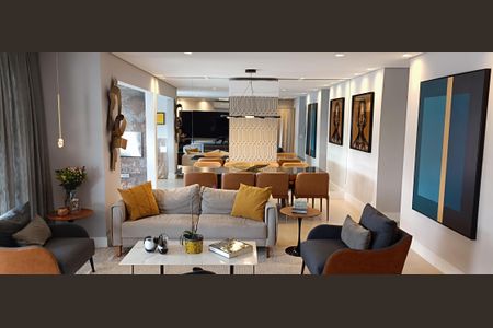 Apartamento à venda com 173m², 4 quartos e 3 vagas Apartamento à venda com 173m², 4 quartos e 3 vagasSala