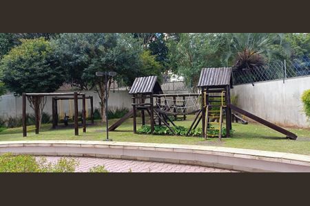 Apartamento à venda com 173m², 4 quartos e 3 vagas Apartamento à venda com 173m², 4 quartos e 3 vagasÁrea comum - Playground