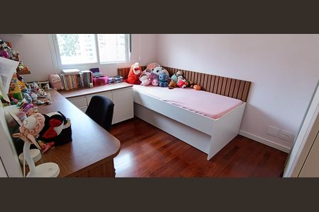 Apartamento à venda com 173m², 4 quartos e 3 vagas Apartamento à venda com 173m², 4 quartos e 3 vagasSuíte 2