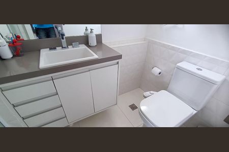 Apartamento à venda com 173m², 4 quartos e 3 vagas Apartamento à venda com 173m², 4 quartos e 3 vagasBanheiro da Suíte 1