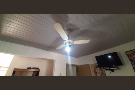 Casa à venda com 275m², 2 quartos e 5 vagas Casa à venda com 275m², 2 quartos e 5 vagasQuarto