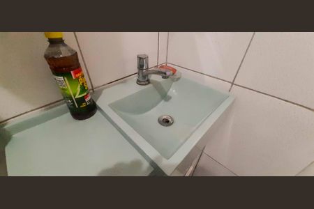 Casa à venda com 275m², 2 quartos e 5 vagas Casa à venda com 275m², 2 quartos e 5 vagasBanheiro Social