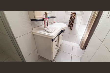 Casa à venda com 275m², 2 quartos e 5 vagas Casa à venda com 275m², 2 quartos e 5 vagasBanheiro da Suíte