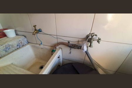 Casa à venda com 275m², 2 quartos e 5 vagas Casa à venda com 275m², 2 quartos e 5 vagasDetalhe da area de serviço