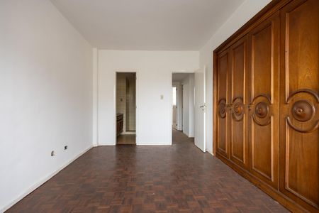Apartamento à venda com 120m², 3 quartos e 1 vaga Apartamento à venda com 120m², 3 quartos e 1 vagaQuarto Suite