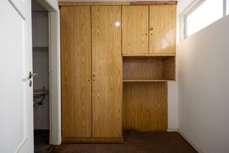 Apartamento à venda com 120m², 3 quartos e 1 vaga Apartamento à venda com 120m², 3 quartos e 1 vagaQuarto de Serviço