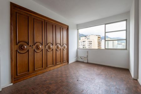Apartamento à venda com 120m², 3 quartos e 1 vaga Apartamento à venda com 120m², 3 quartos e 1 vagaQuarto Suite