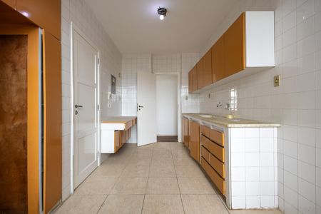 Apartamento à venda com 120m², 3 quartos e 1 vaga Apartamento à venda com 120m², 3 quartos e 1 vagaCozinha