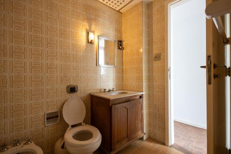 Apartamento à venda com 120m², 3 quartos e 1 vaga Apartamento à venda com 120m², 3 quartos e 1 vagaBanheiro Social