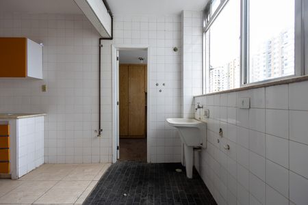 Apartamento à venda com 120m², 3 quartos e 1 vaga Apartamento à venda com 120m², 3 quartos e 1 vagaÁrea de Serviço