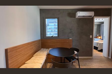 Apartamento para alugar com 40m², 1 quarto e 1 vaga Apartamento para alugar com 40m², 1 quarto e 1 vagaSala de Jantar