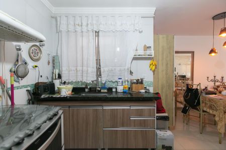 Casa para alugar com 100m², 2 quartos e 1 vaga Casa para alugar com 100m², 2 quartos e 1 vagaCozinha - Armários