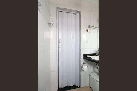 Casa para alugar com 100m², 2 quartos e 1 vaga Casa para alugar com 100m², 2 quartos e 1 vagaBanheiro da Suíte 2