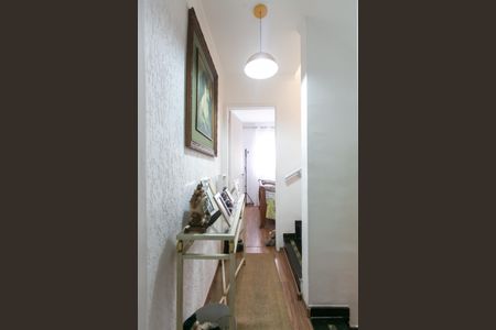 Casa para alugar com 100m², 2 quartos e 1 vaga Casa para alugar com 100m², 2 quartos e 1 vagaCorredor