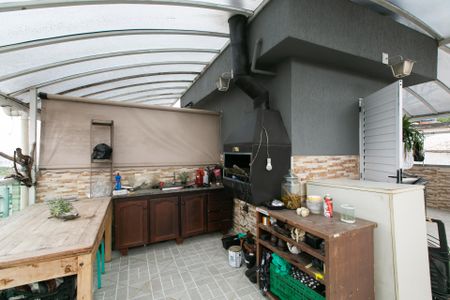 Casa para alugar com 100m², 2 quartos e 1 vaga Casa para alugar com 100m², 2 quartos e 1 vagaCobertura