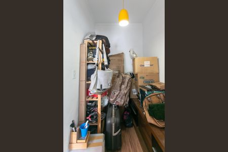 Casa para alugar com 100m², 2 quartos e 1 vaga Casa para alugar com 100m², 2 quartos e 1 vagaCloset da Suíte 2