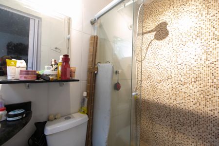 Casa para alugar com 100m², 2 quartos e 1 vaga Casa para alugar com 100m², 2 quartos e 1 vagaBanheiro da Suíte 1