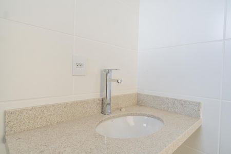 Casa de condomínio à venda com 154m², 3 quartos e 3 vagas Casa de condomínio à venda com 154m², 3 quartos e 3 vagasBanheiro da Suíte