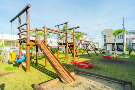 Casa de condomínio à venda com 154m², 3 quartos e 3 vagas Casa de condomínio à venda com 154m², 3 quartos e 3 vagasÁrea comum - Playground