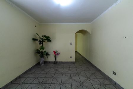 Casa à venda com 236m², 4 quartos e 2 vagas Casa à venda com 236m², 4 quartos e 2 vagasSala