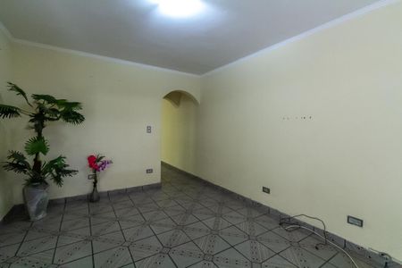 Casa à venda com 236m², 4 quartos e 2 vagas Casa à venda com 236m², 4 quartos e 2 vagasSala