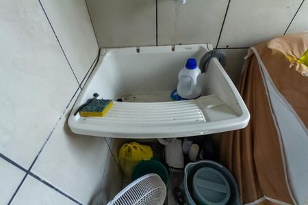 Casa à venda com 236m², 4 quartos e 2 vagas Casa à venda com 236m², 4 quartos e 2 vagasÁrea de Serviço Casa 2