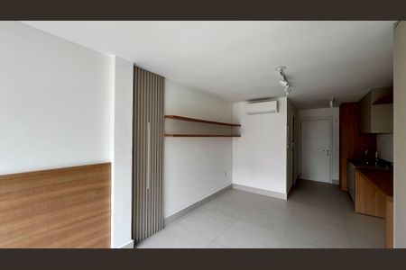 Studio à venda com 28m², 1 quarto e sem vaga Studio à venda com 28m², 1 quarto e sem vagaStudio