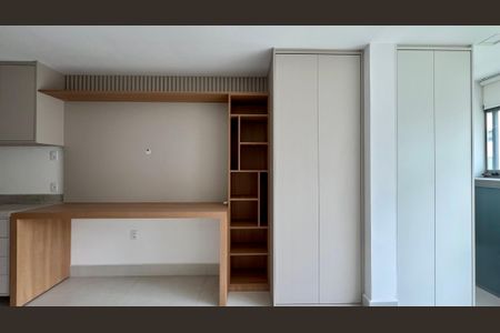 Studio à venda com 28m², 1 quarto e sem vaga Studio à venda com 28m², 1 quarto e sem vagaQuartoStudio