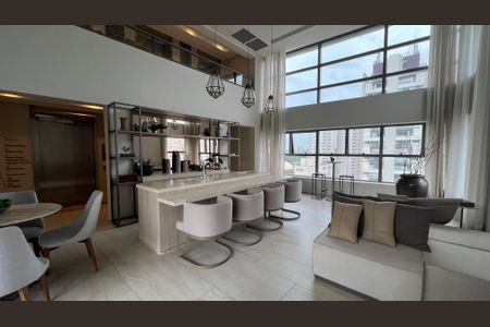 Studio à venda com 28m², 1 quarto e sem vaga Studio à venda com 28m², 1 quarto e sem vagaÁrea comum - Bar