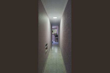 Casa à venda com 175m², 3 quartos e 3 vagas Casa à venda com 175m², 3 quartos e 3 vagasCorredor