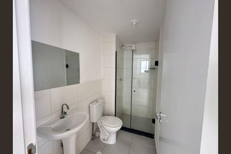 Banheiro de apartamento para alugar com 2 quartos, 38m² em Brasilândia, São Paulo