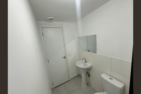 Banheiro de apartamento para alugar com 2 quartos, 38m² em Brasilândia, São Paulo