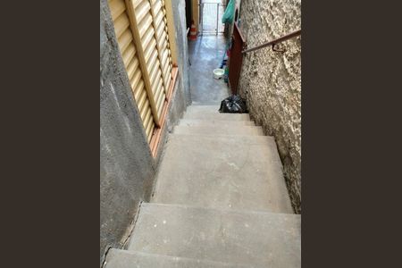 Casa à venda com 3 quartos, 192m² em Vila Nhocuné, São Paulo