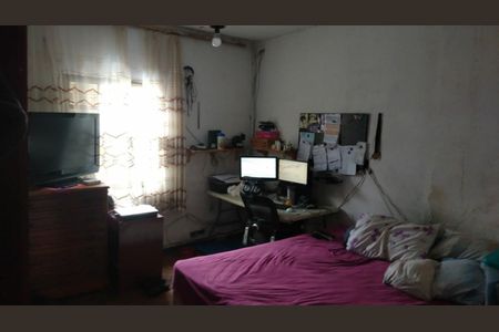 Casa à venda com 3 quartos, 192m² em Vila Nhocuné, São Paulo