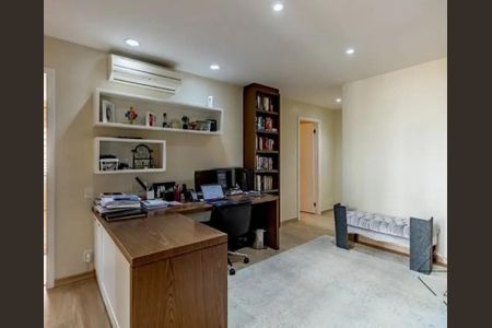 Apartamento à venda com 366m², 4 quartos e 5 vagas