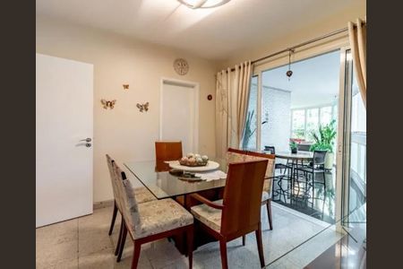 Apartamento à venda com 366m², 4 quartos e 5 vagas